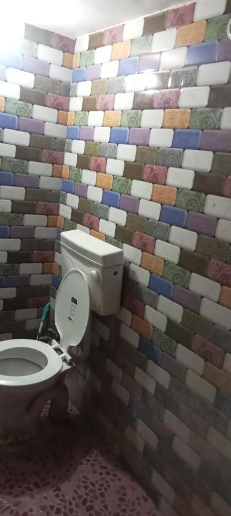 Vaibhav Sadan Dharmsala Hotel Ayodhya Bagian luar foto