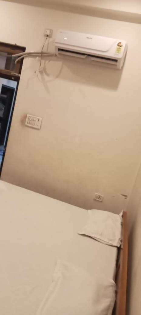 Vaibhav Sadan Dharmsala Hotel Ayodhya Bagian luar foto