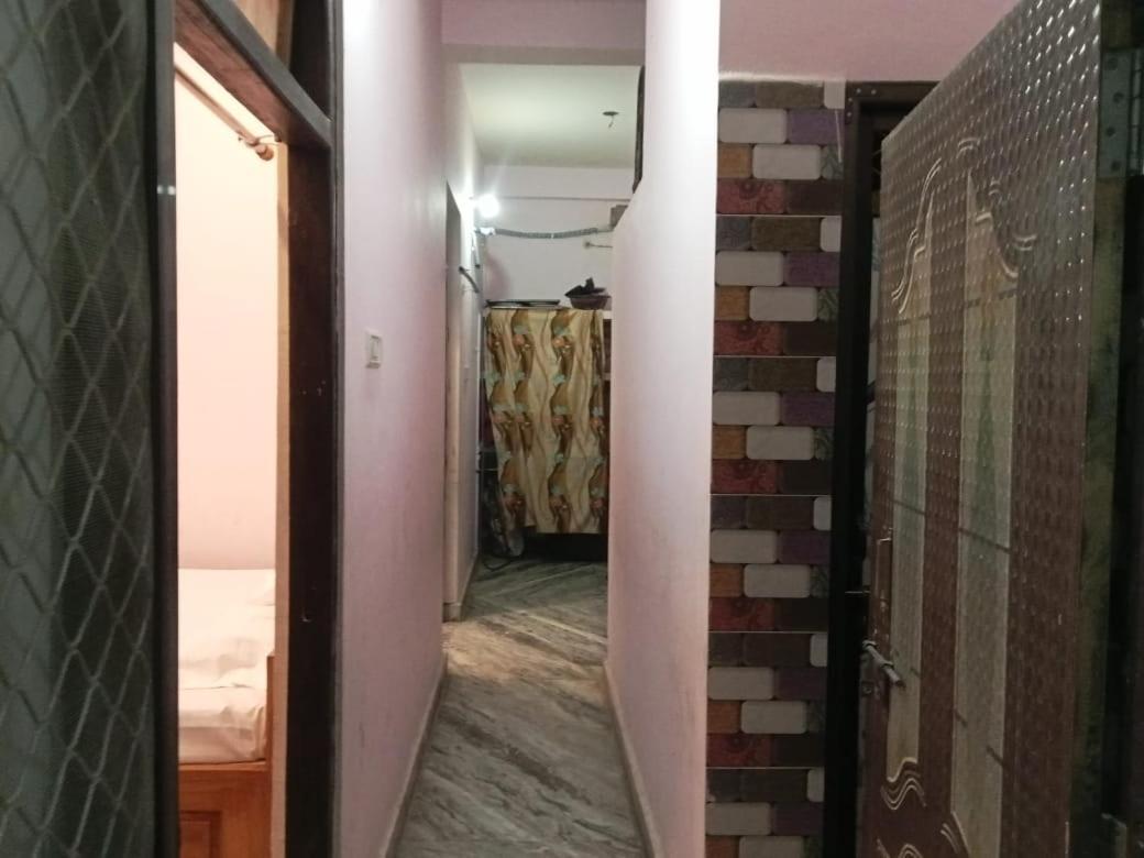 Vaibhav Sadan Dharmsala Hotel Ayodhya Bagian luar foto